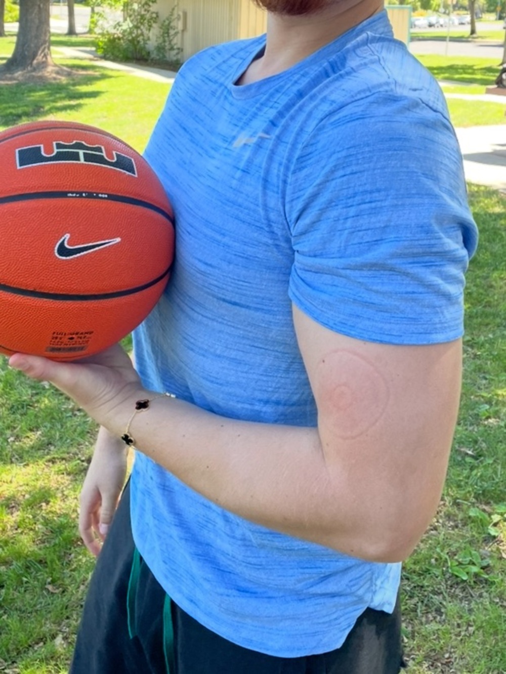 Nike Blue Men Sleeveless Performance RUNNING RUNNER RUN T SHIRT LIGHTWEIGHT - Picture 5 of 11